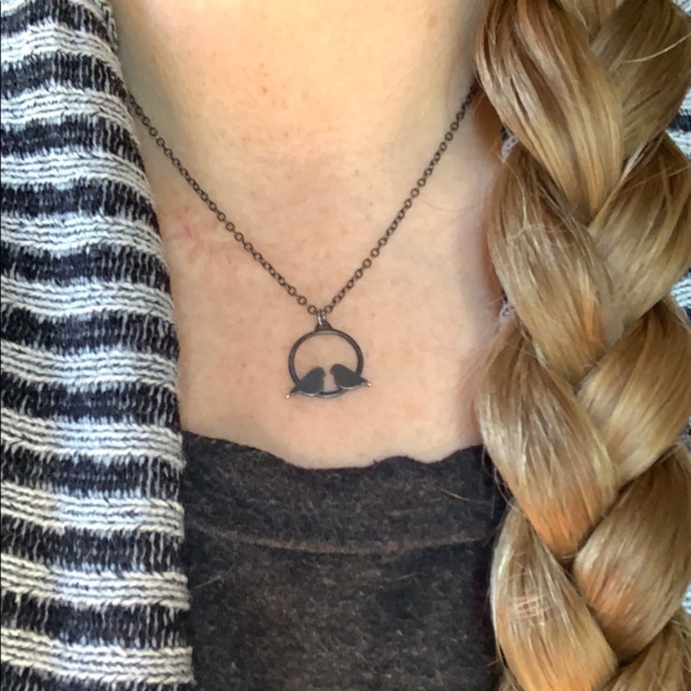 Lovebirds charm necklace